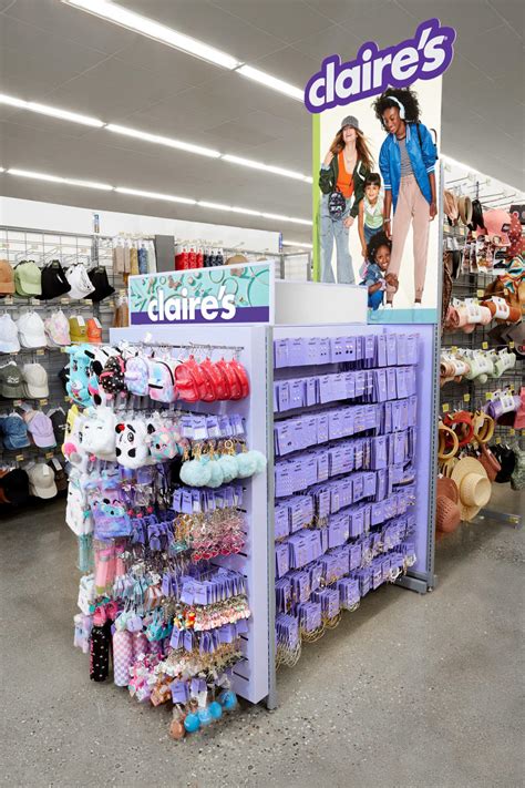 CLAIRE’S .